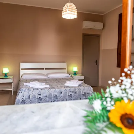 Hotel Baia Capo dʼOrlando